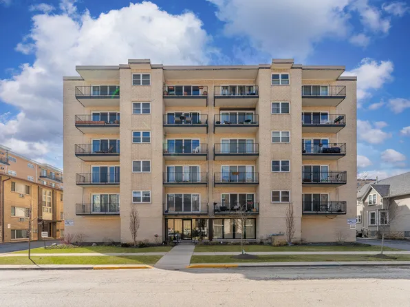 215 Marengo Ave APT 5C, Forest Park, IL 60130