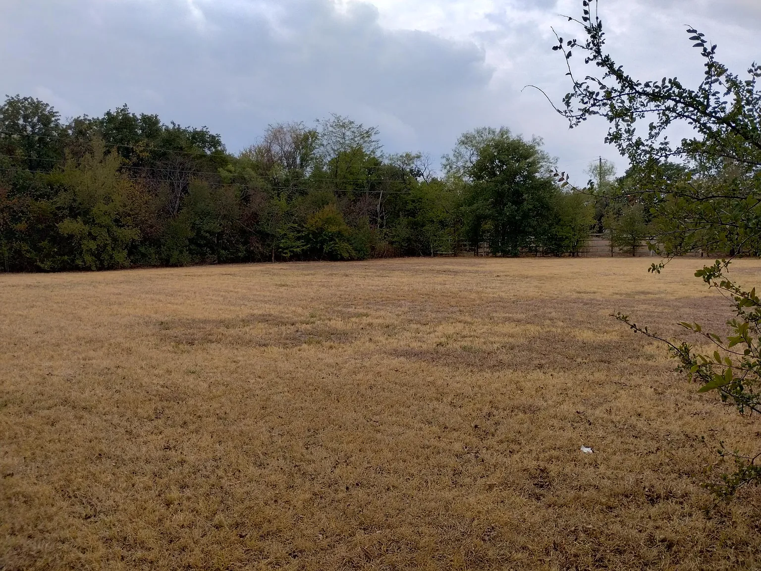 2 bed, 1200 sqft, $1,200 — Photo 4
