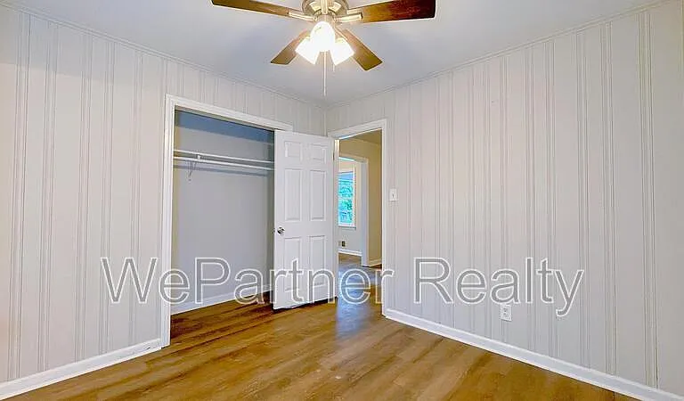 2744 Fairlane Dr SE — Photo 11