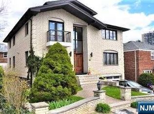 251 Bellemeade Ave, Fort Lee, NJ 07024