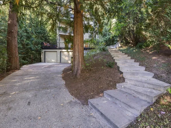 3921 SW Sweetbriar Dr, Portland, OR 97221