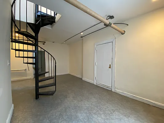 Rented by Simply Brooklyn Realty Inc | media 8