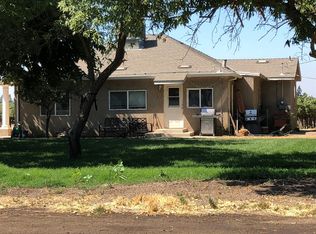 2634 W Armstrong Rd, Lodi, CA 95242