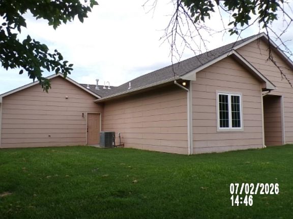 5th image of 1850 S Lark Ct