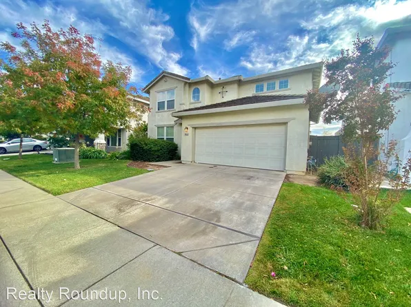 3016 Tree Swallow Cir, Elk Grove, CA 95757