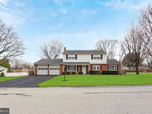 12 Virginia Ave, Shrewsbury, PA 17361