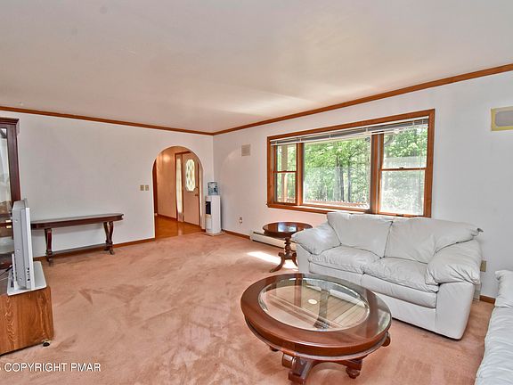 5th image of 1220 Kroucher Rd