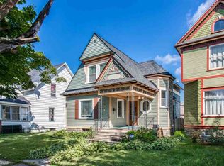 908 Ontario St, Port Huron, MI 48060