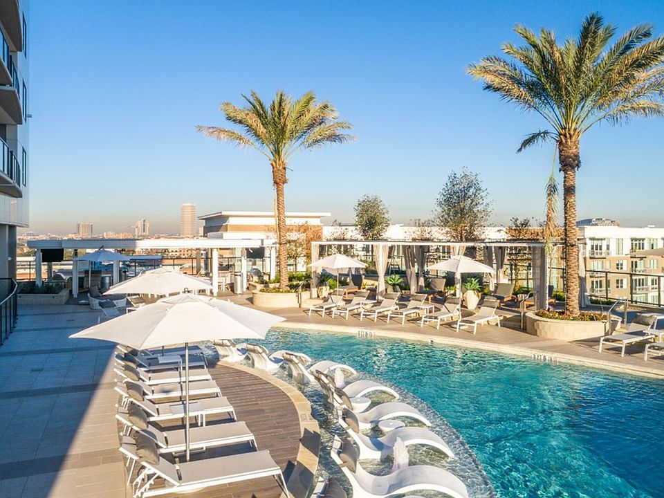 Resort Style Pool