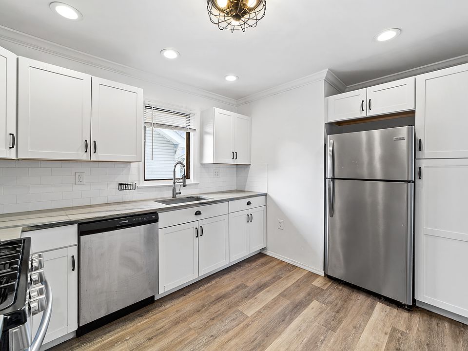 1st image of 2138 Wascana Ave #Up