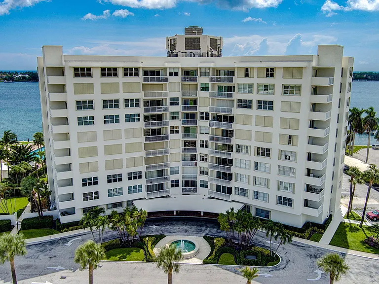 2600 N Flagler Dr #911 — Photo 52
