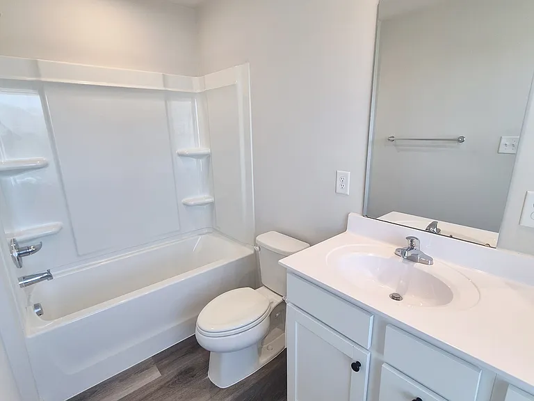 130 Robinia Rd — Photo 16