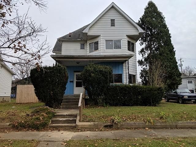 1st image of 38 Franklin Ave