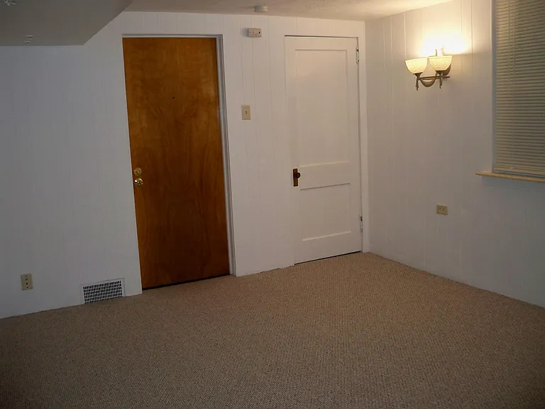331 W Cedar St #1 — Photo 11