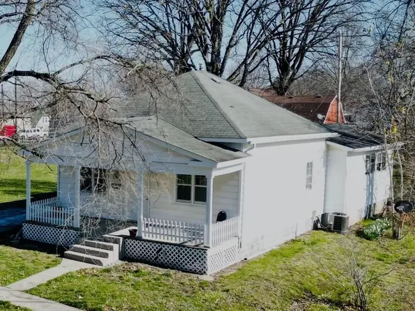 120 W Walker St, Marceline, MO 64658