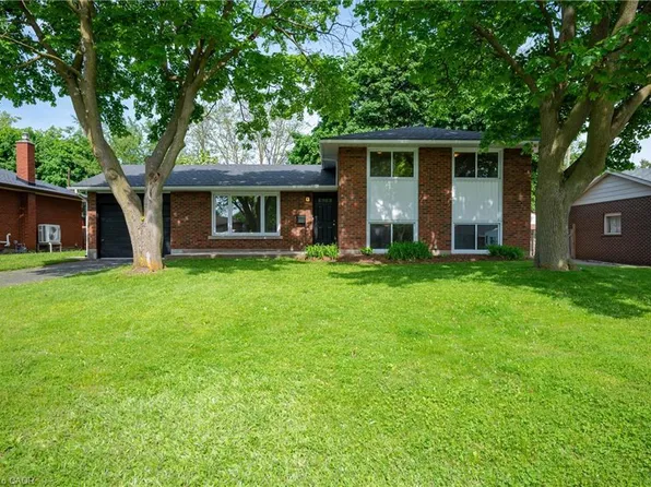 19 Taylor Ave, Cambridge, ON N1R 5M6
