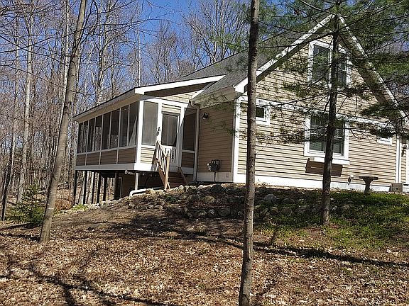 5th image of 3010 White Birch Trl