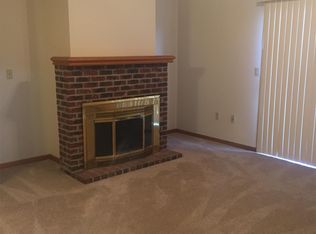 3924 Overland Dr, Lawrence, KS 66049