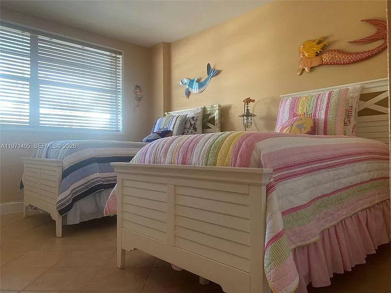 177 Ocean Lane Dr #204 — Photo 6