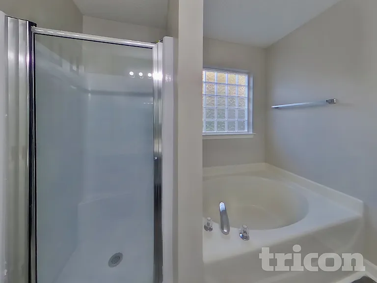 1032 Crowders Woods Dr — Photo 9