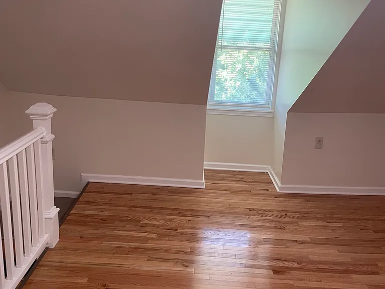 Bedroom 3 - 3rd Floor