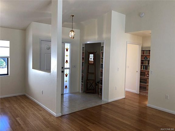 5th image of 1550 N Marlborough Loop
