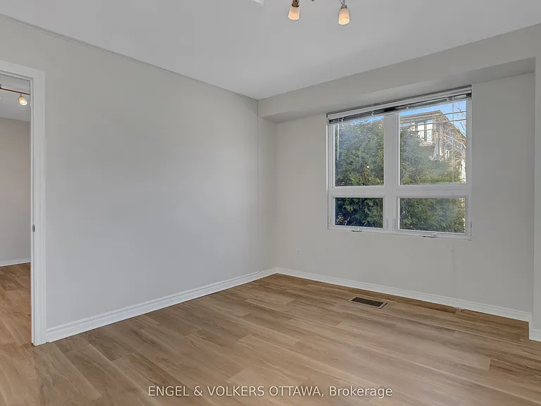 504 Hilson Ave — Photo 18