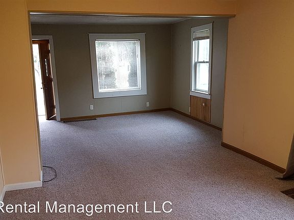 2nd image of 225 Deleglise St