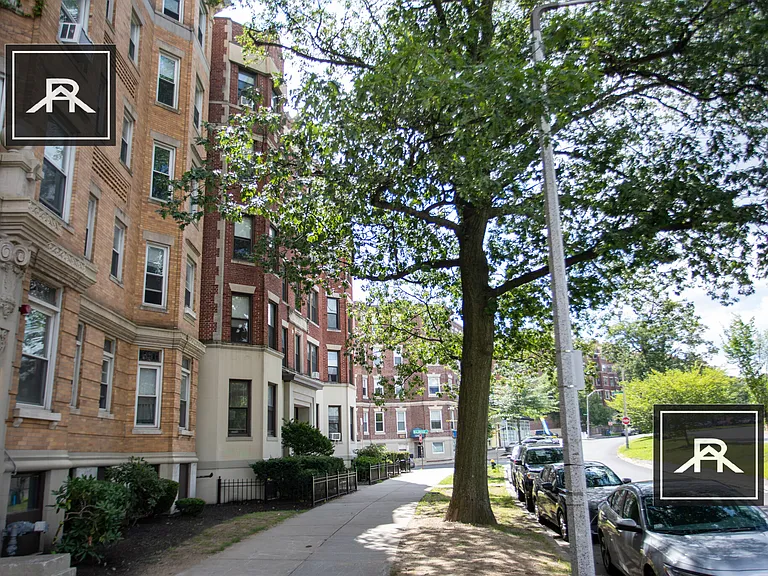 1340 Commonwealth Ave #B — Photo 10