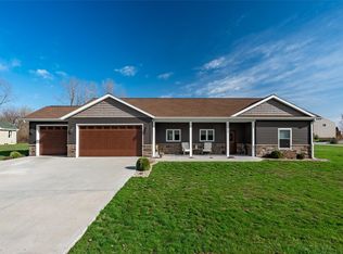 612 Independence Ave, Argos, IN 46501