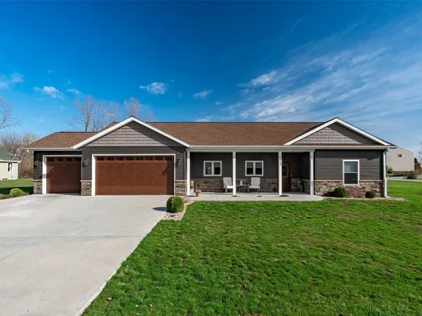 612 Independence Ave, Argos, IN 46501