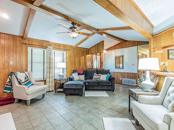 4th image of 103 Timberwood Cir