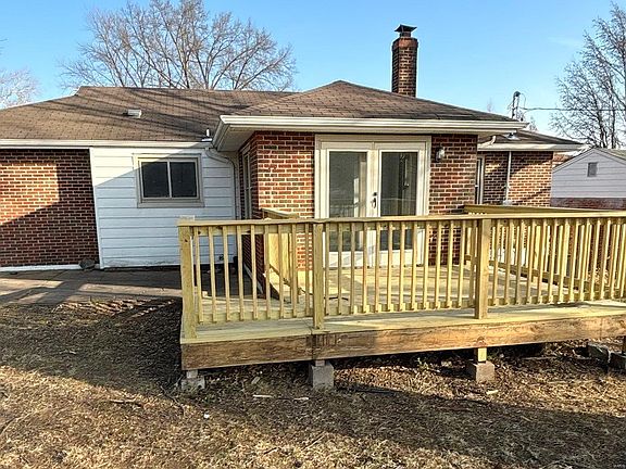 2nd image of 34 Hawkesbury Dr