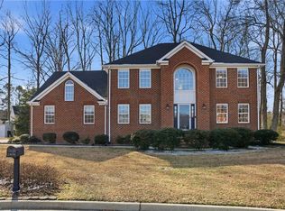 1413 Mill Point Ct, Suffolk, VA 23434