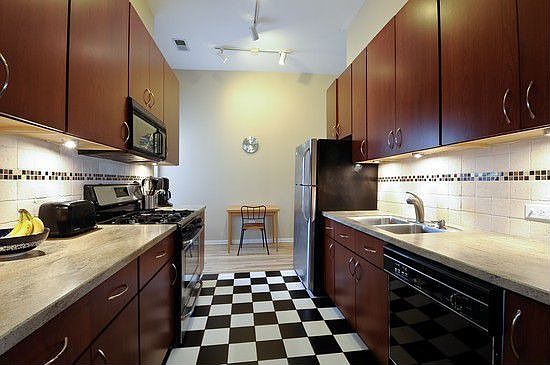 4th image of 1245 W Foster Ave APT 3W