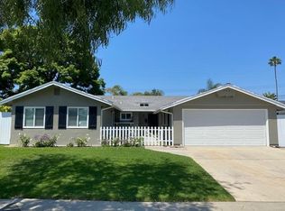 1608 White Oak St, Costa Mesa, CA 92626