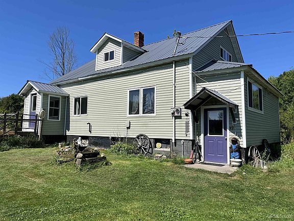 2nd image of 25681 N Laird Heights Rd