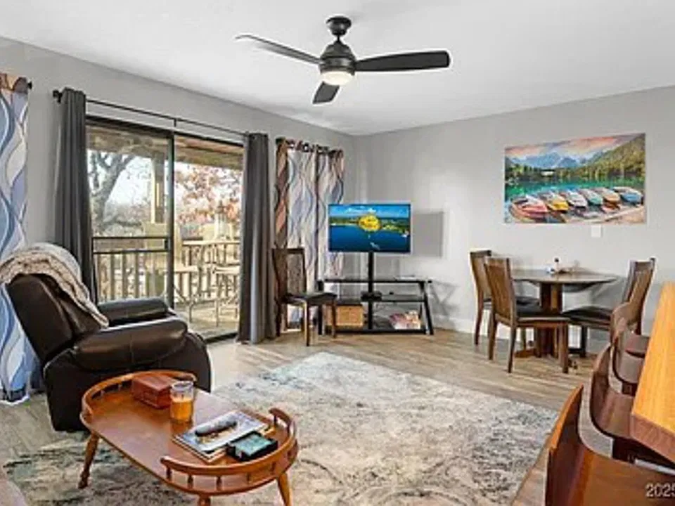 Southwood Shores Pl