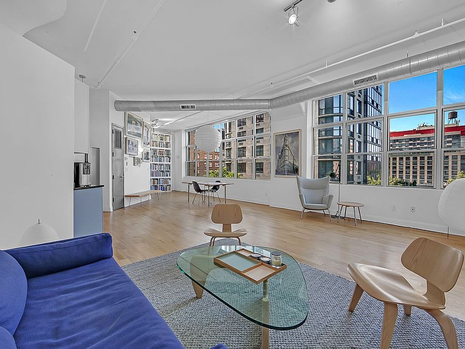 1st image of 176 Johnson St APT 4A