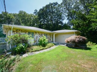 123 El Toro Dr, Bristol, CT 06010