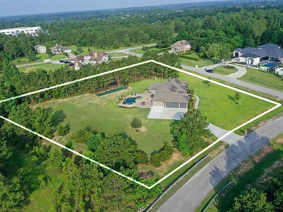 2nd image of 307 Lakeside Hills Dr