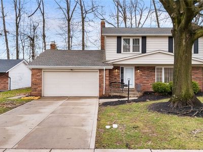 6139 Saint Joseph Dr, Seven Hills, OH, 44131