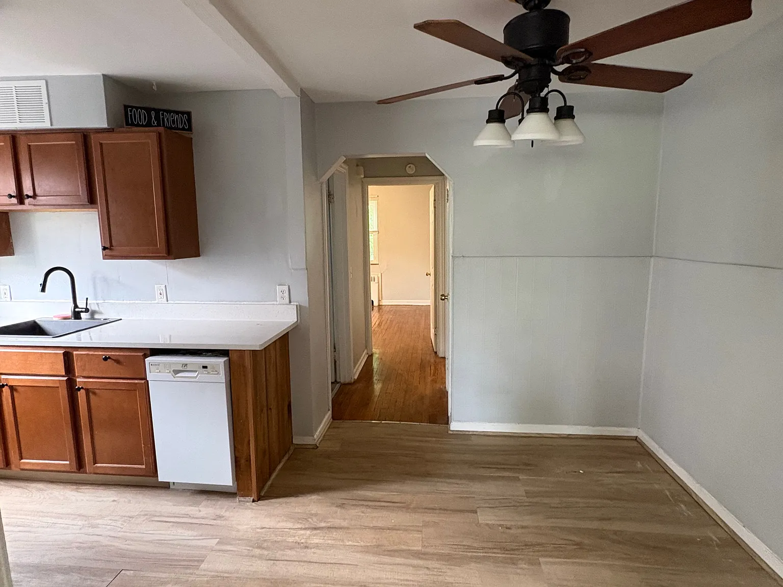 2422 Quatman Ave — Photo 2