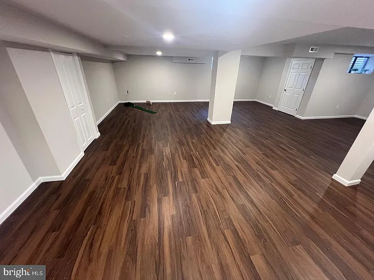1197 Meadow Green Ln — Photo 42