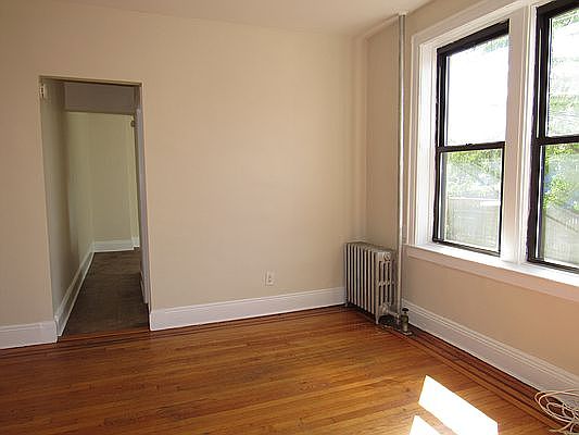 5th image of 24-49 33rd St #1F