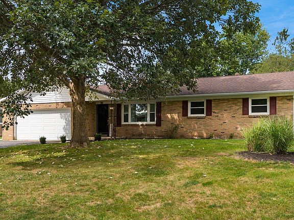 2nd image of 104 Gregory Dr