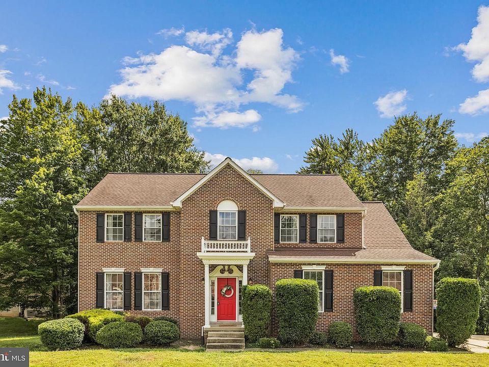 1st image of 2404 Berry Thicket Ct