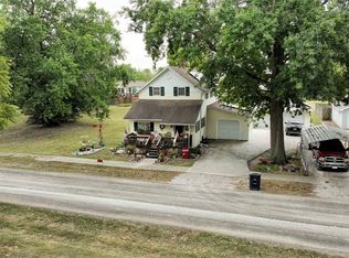 506 Garfield St, Mount Olive, IL 62069