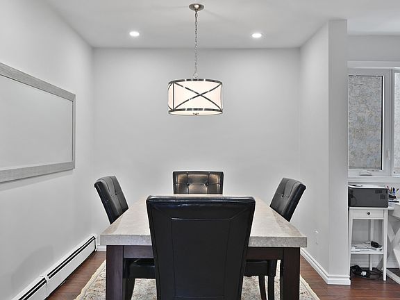4th image of 11016 86th Ave NW #12