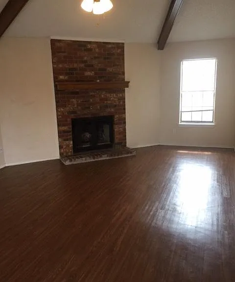 736 Bluebonnet Dr — Photo 1